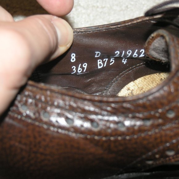 Eaton Vintage Brown Leather Medallion Wingtips 8D main image 8